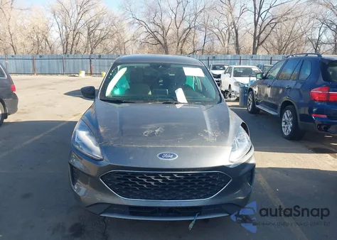 2022 Ford Escape Se z USA, uszkodzony, nr VIN 1FMCU9G69NUA67949